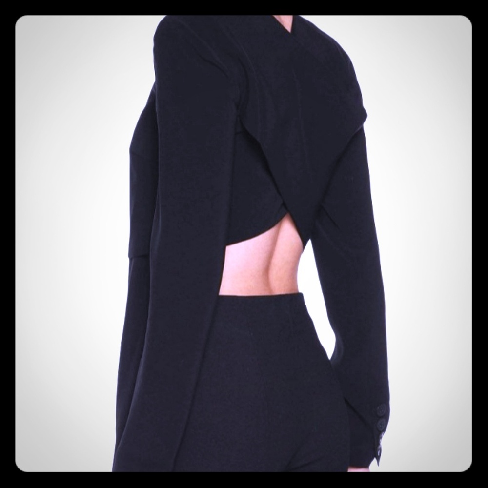 DKNY🔥 unique style blouse